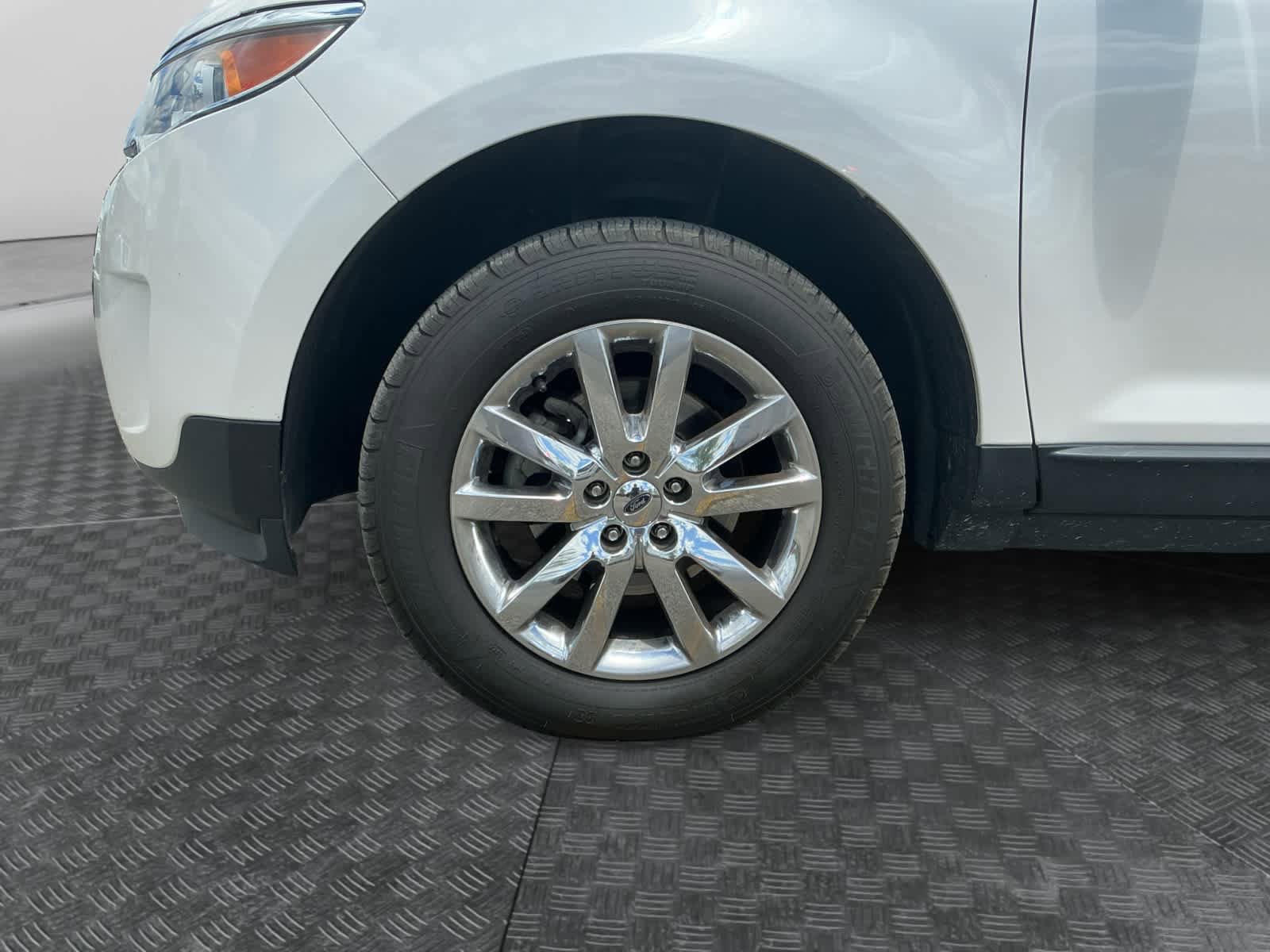 Used 2014 Ford Edge SEL w/ Equipment Group 205A AWD/4WD image 14