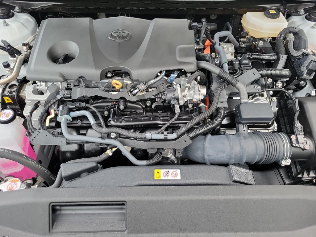 Used 2026 Toyota Camry SE FWD image 39