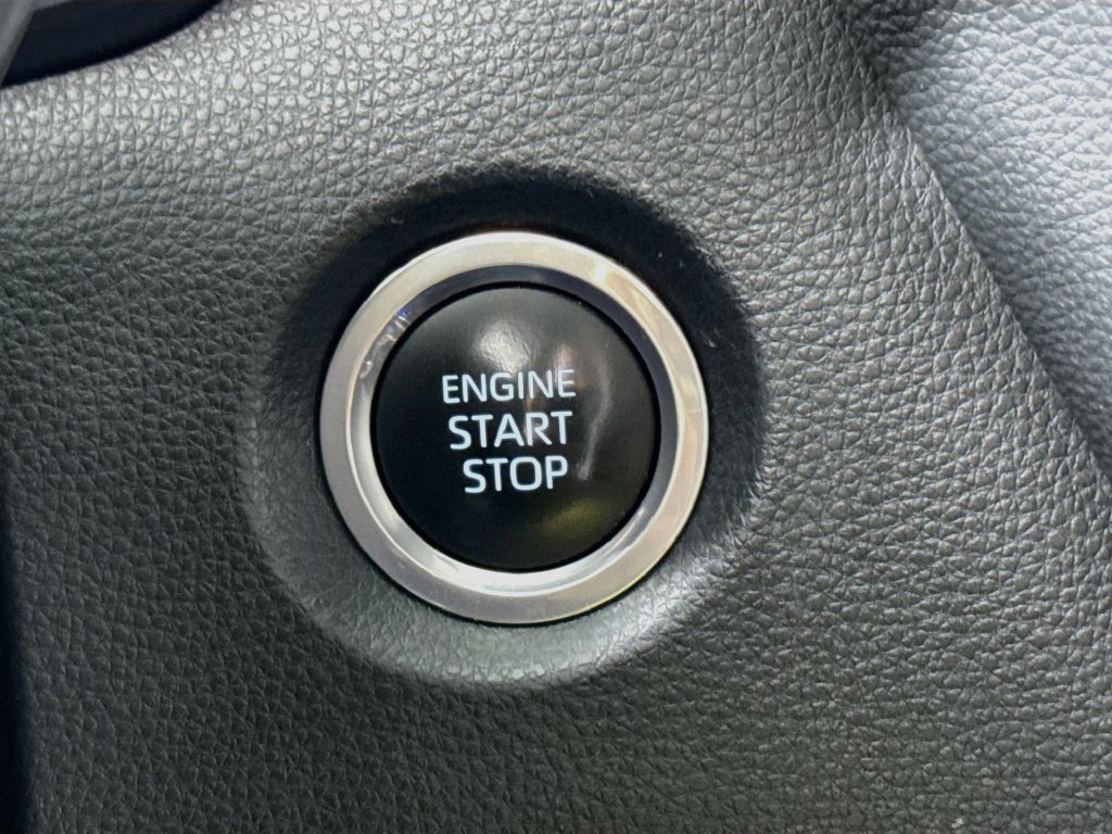 Used 2024 Toyota Corolla XSE FWD image 30