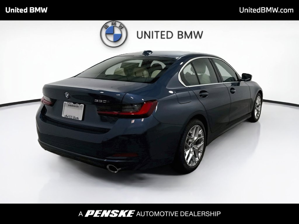 New 2026 BMW 330i Sedan w/ Convenience Package RWD image 5