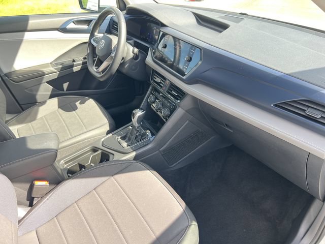 Used 2024 Volkswagen Taos SE FWD image 26