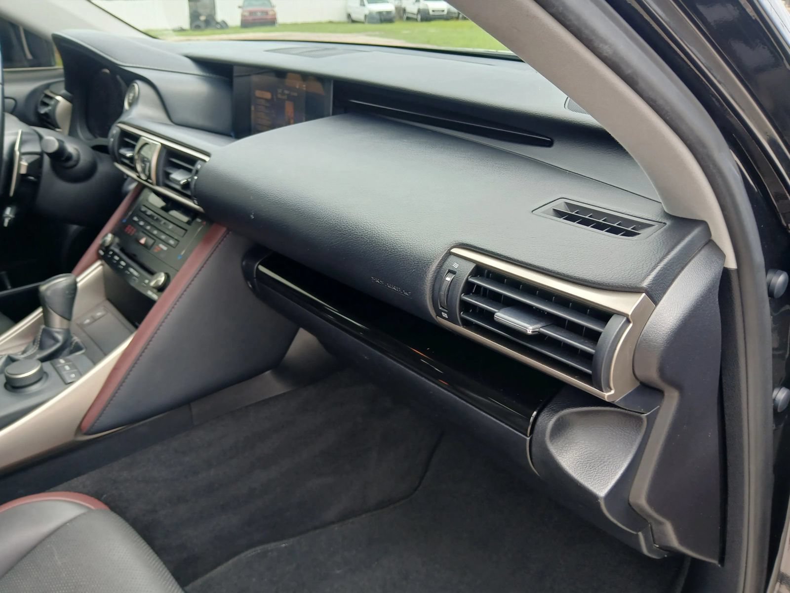 Used 2018 Lexus IS 300 w/ Premium Package RWD image 18