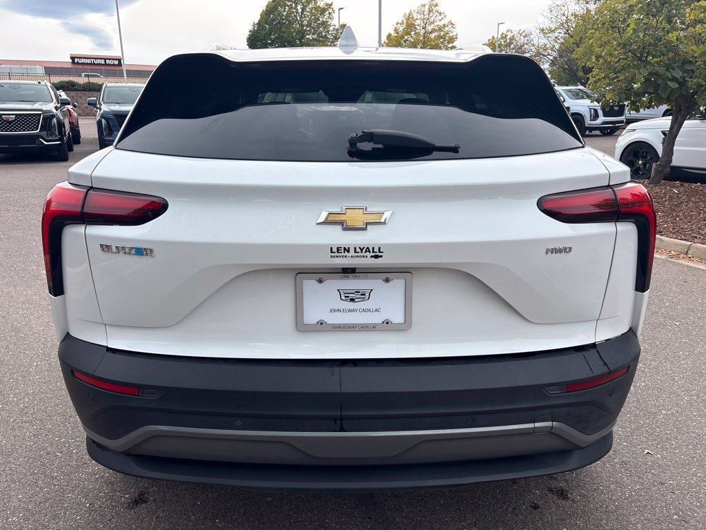 Used 2024 Chevrolet Blazer EV LT AWD/4WD image 4