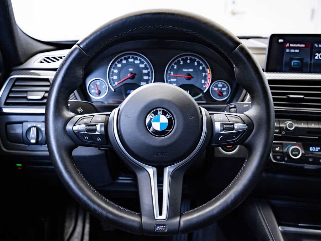 Used 2018 BMW M3 RWD image 40