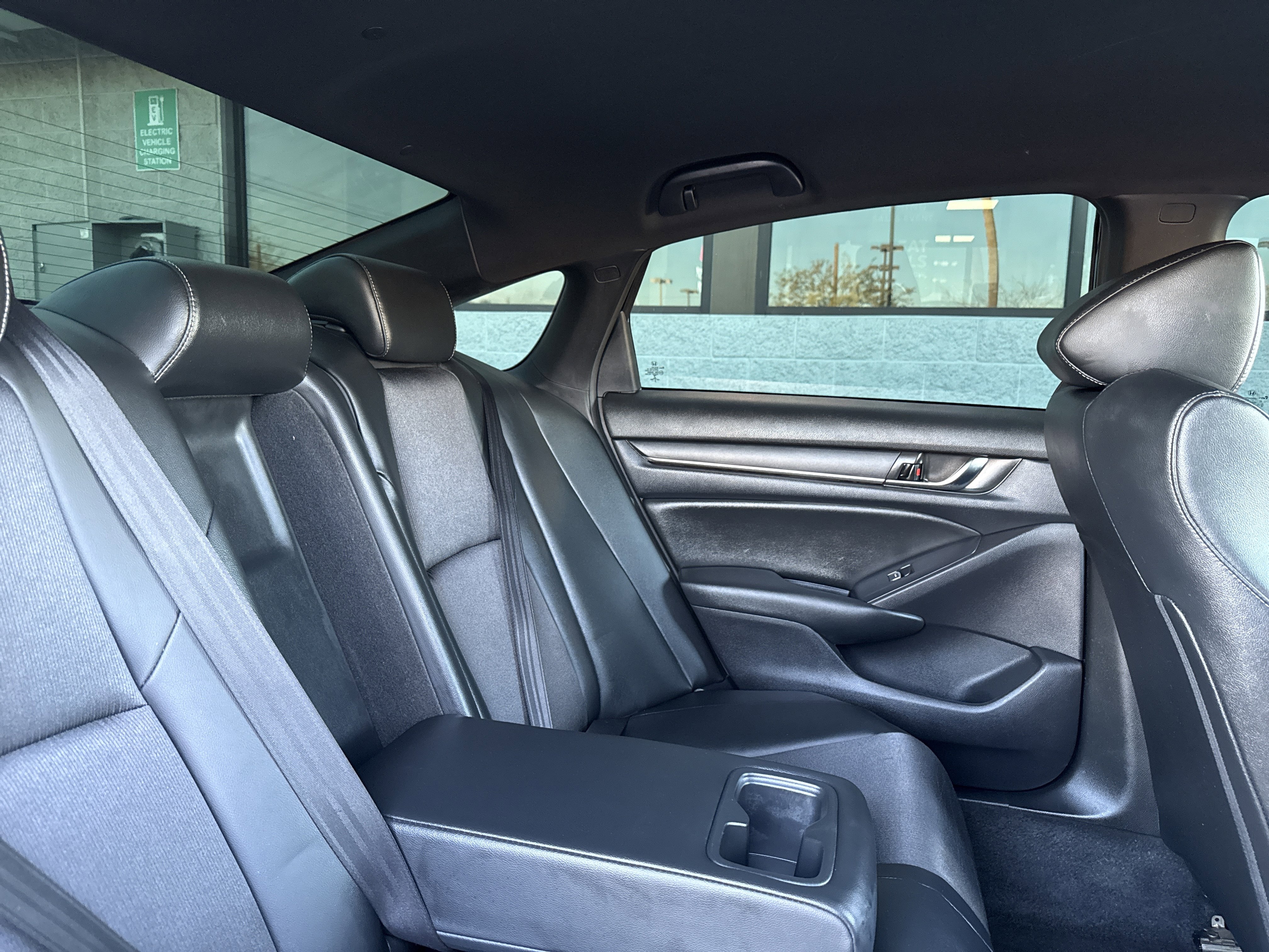 Used 2022 Honda Accord Sport image 45