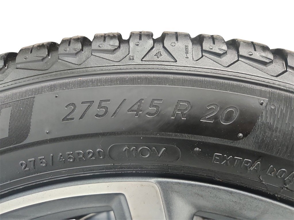 Used 2017 Volvo XC90 T6 Momentum w/ Vision Package image 42