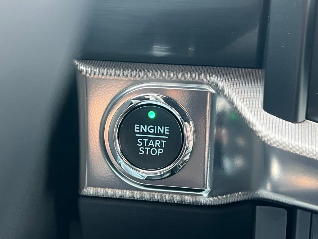 Used 2023 Ford F150 Raptor image 35