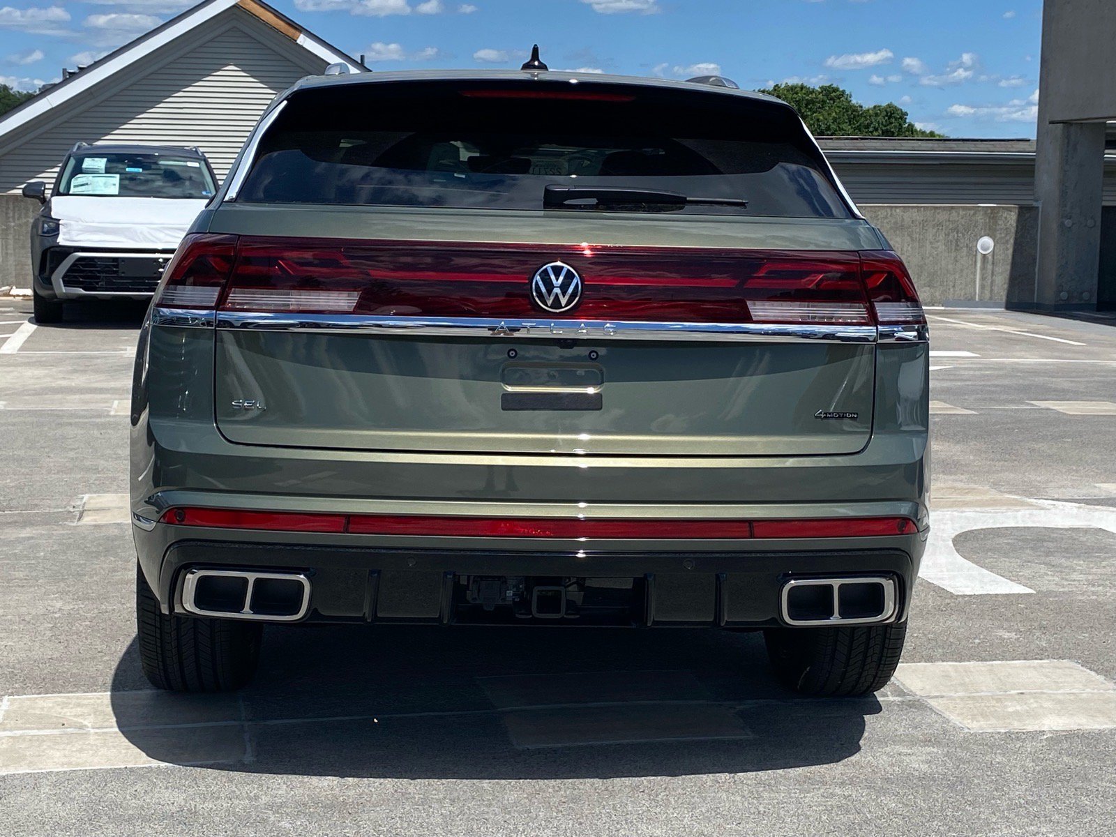 New 2026 Volkswagen Atlas Cross Sport SEL Premium R-Line AWD/4WD image 4