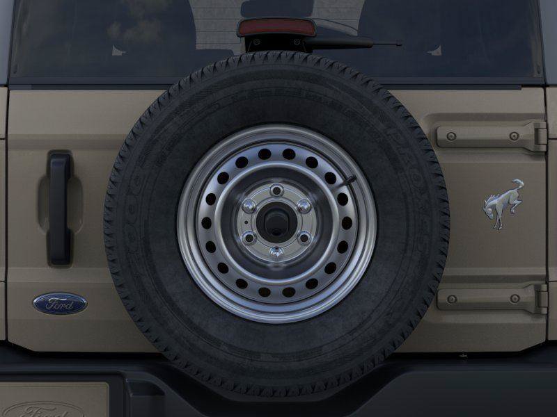New 2025 Ford Bronco 4-Door AWD/4WD image 24