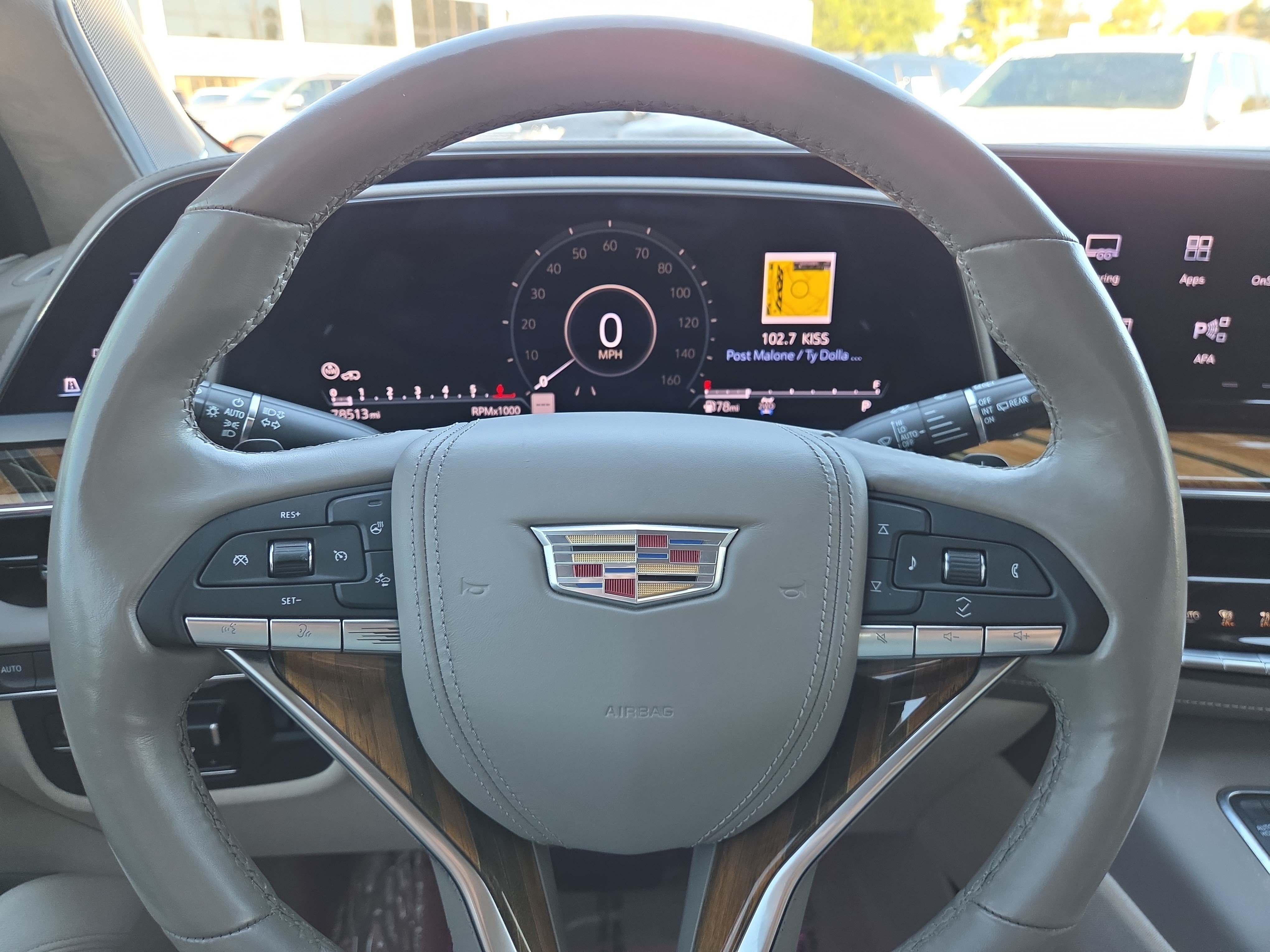 Used 2023 Cadillac Escalade Sport Platinum w/ LPO, ONYX Package AWD/4WD image 22