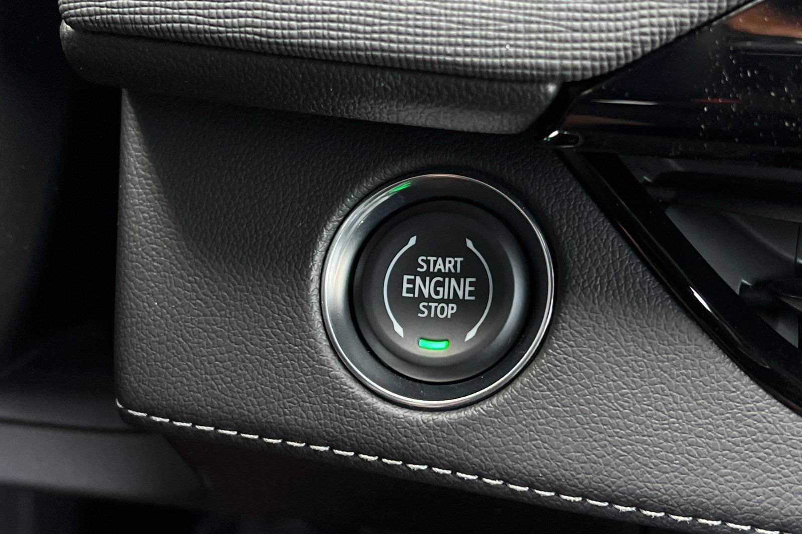 New 2026 Buick Enclave Sport Touring FWD image 22