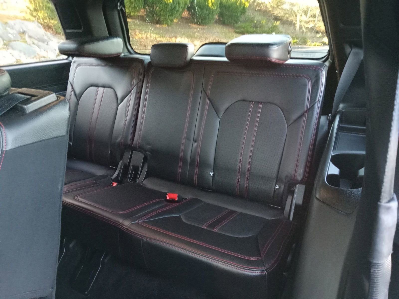 Used 2019 Ford Expedition Limited w/ Equipment Group 303A image 24