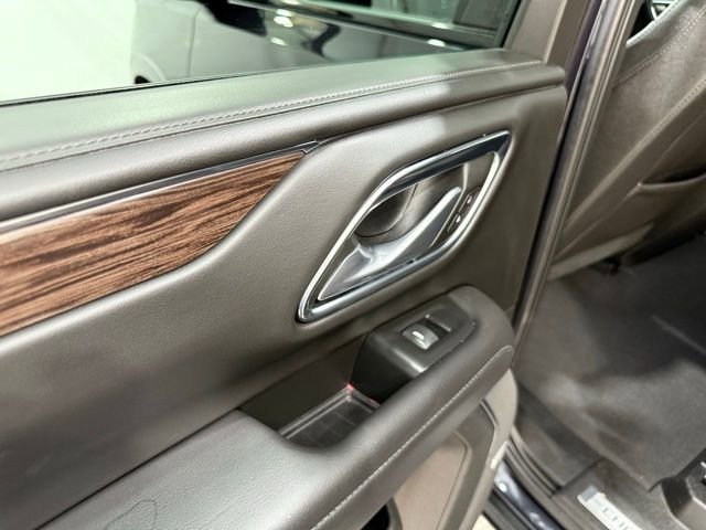 Used 2022 Chevrolet Tahoe Z71 w/ Luxury Package image 19