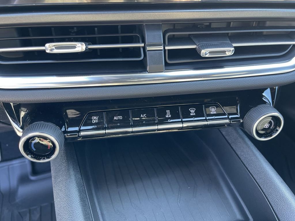 New 2026 Chevrolet Equinox EV LT w/ LPO, All-Weather Mat Package FWD image 19