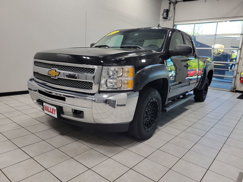 Used 2013 Chevrolet Silverado 1500 LT w/ All-Star Edition AWD/4WD image 6