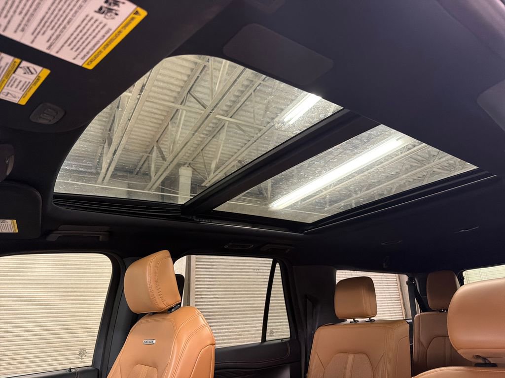 Certified 2022 Ford Expedition Max Platinum RWD image 10