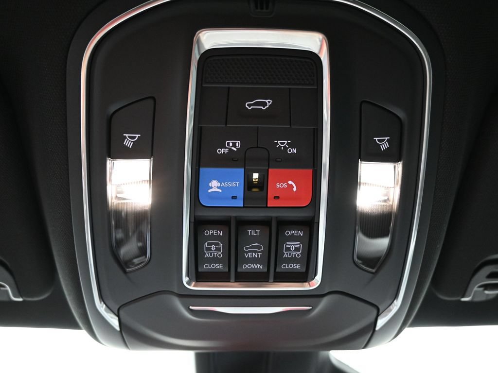 New 2026 Jeep Grand Wagoneer Limited AWD/4WD image 19