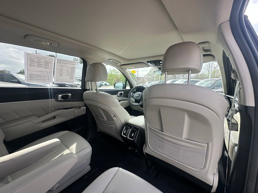Used 2022 Kia Sorento SX FWD image 27