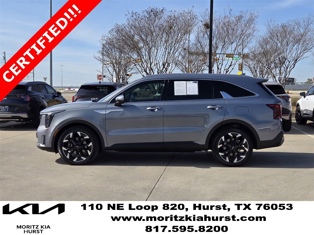 Certified 2024 Kia Sorento EX w/ Panoramic Sunroof Package image 12