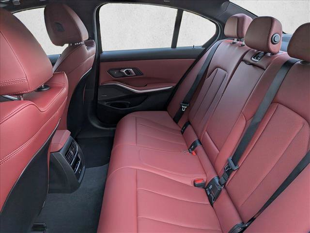 Used 2026 BMW 330i Sedan w/ Premium Package RWD image 17