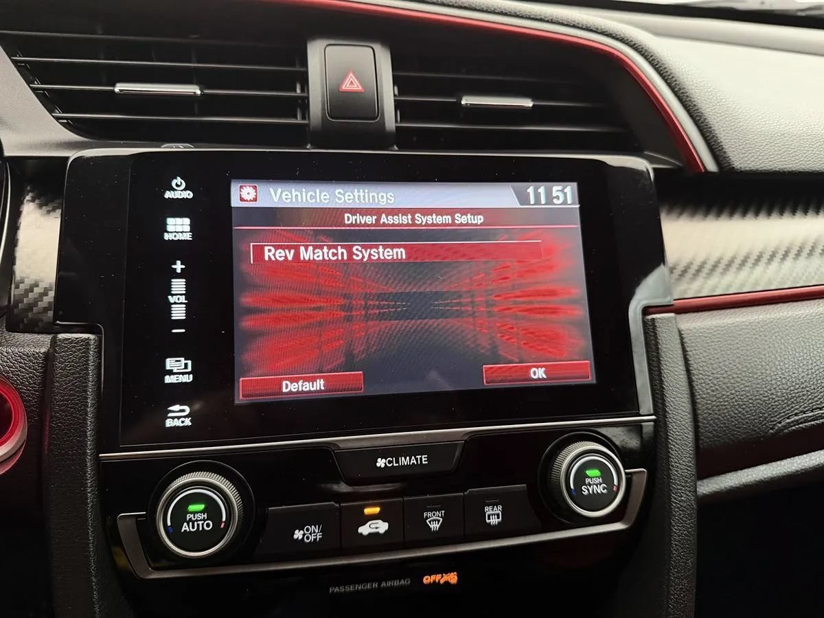 Used 2018 Honda Civic Type R image 19