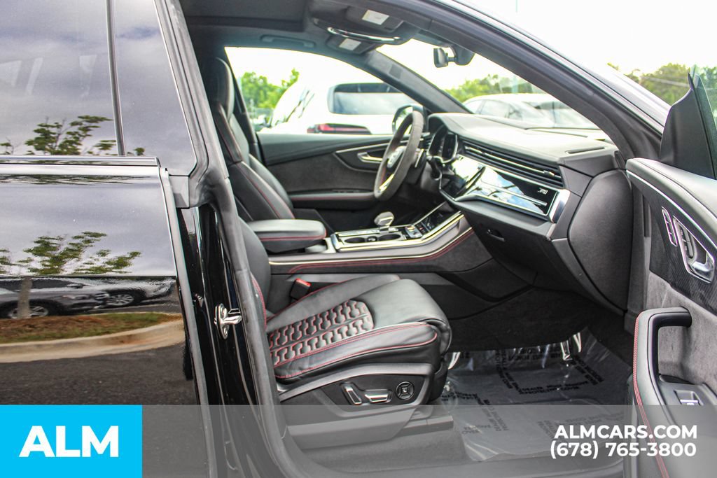 Used 2024 Audi RS Q8 AWD/4WD image 21