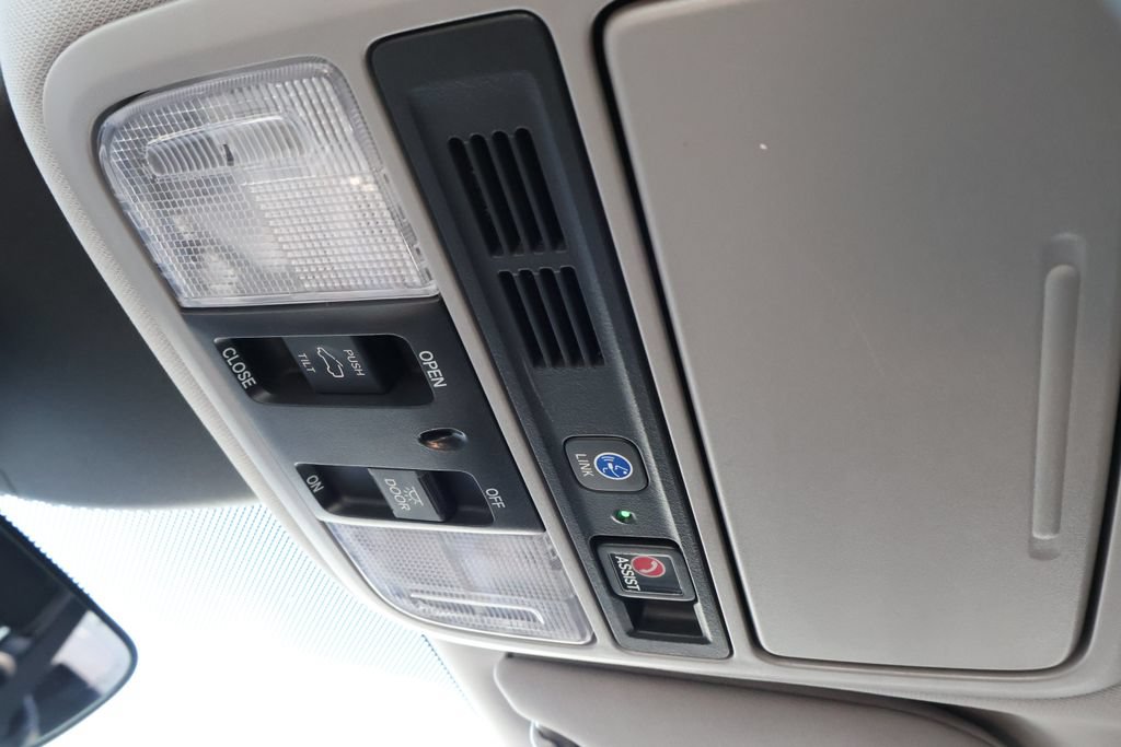 Used 2021 Honda Odyssey Elite image 30