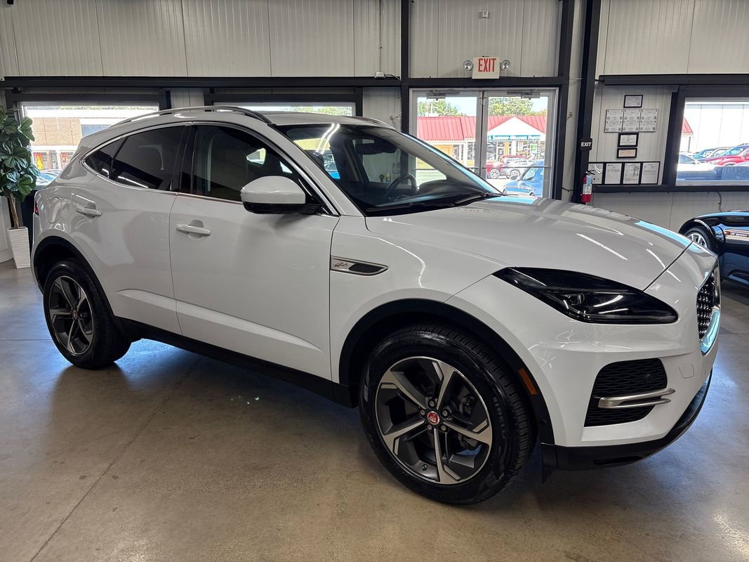 Used 2021 Jaguar E-PACE SE image 15