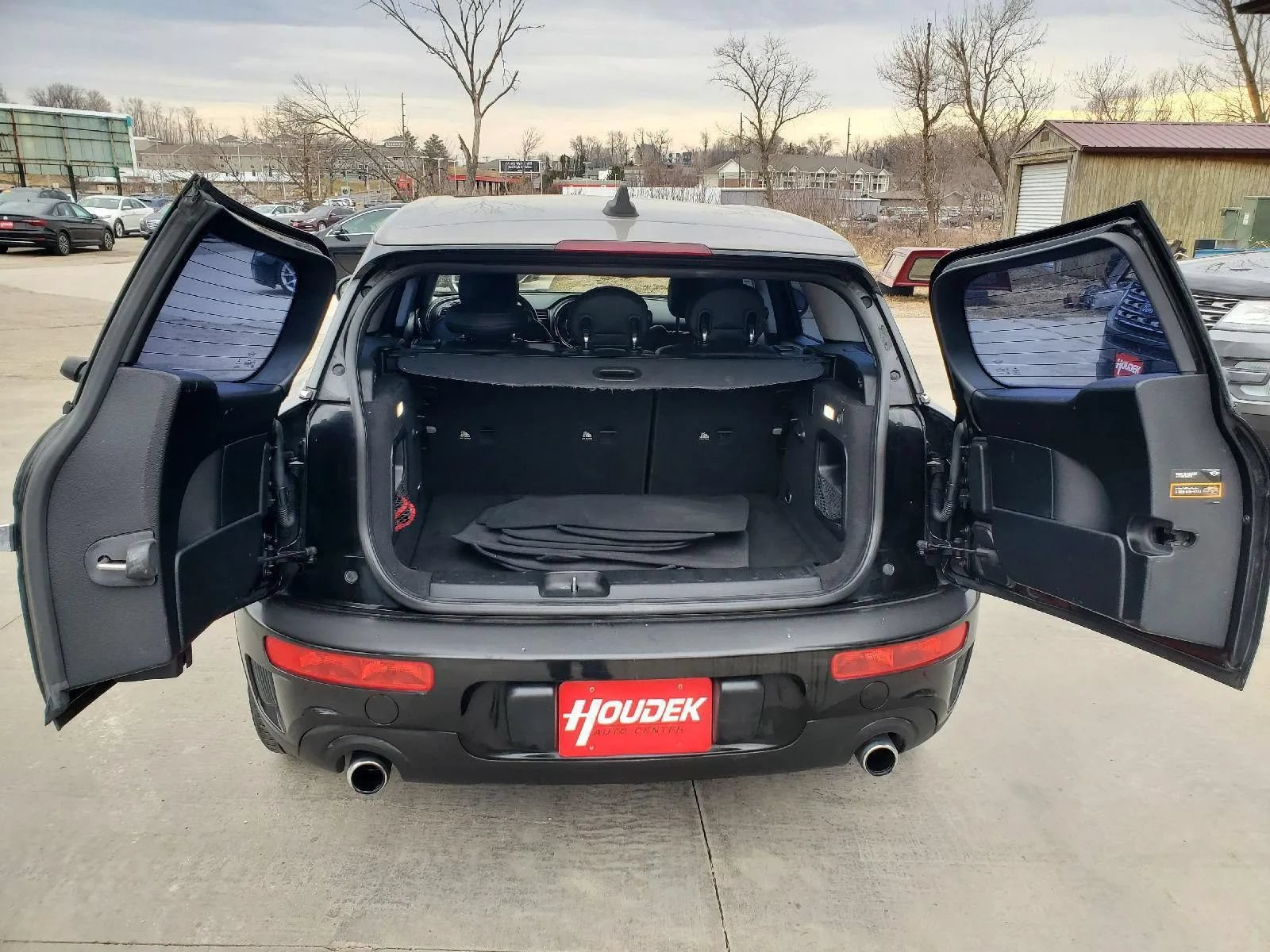 Used 2017 MINI Cooper Clubman S FWD image 18