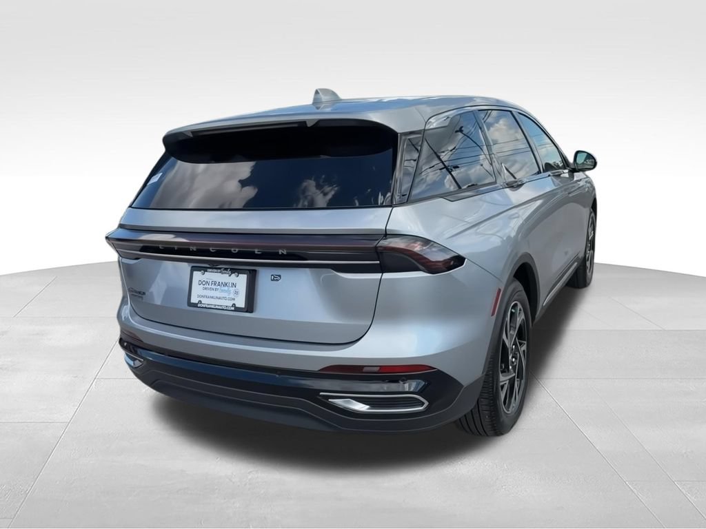 New 2026 Lincoln Nautilus Premier AWD/4WD image 8