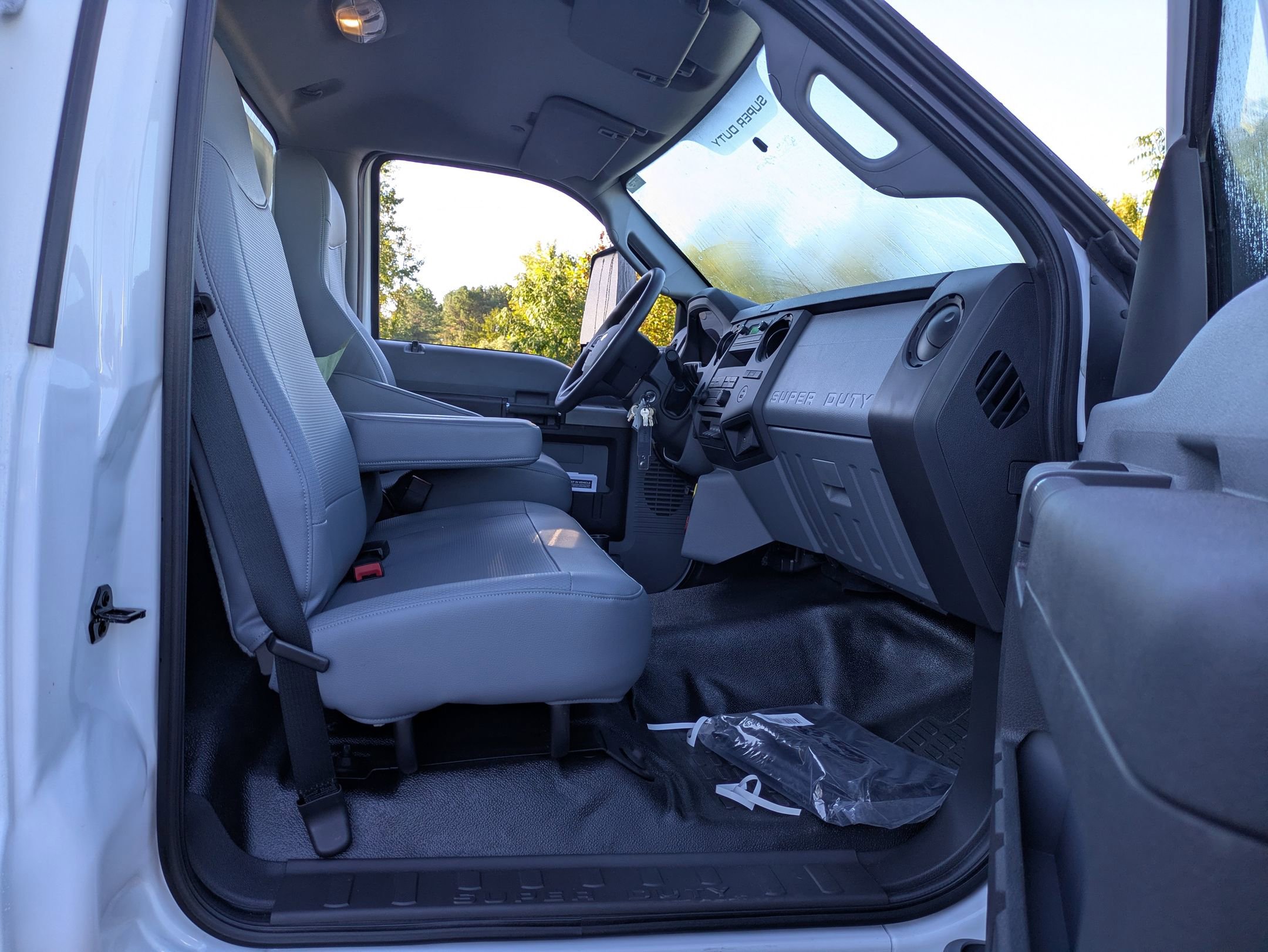 New 2026 Ford F750 2WD Regular Cab Super Duty image 32
