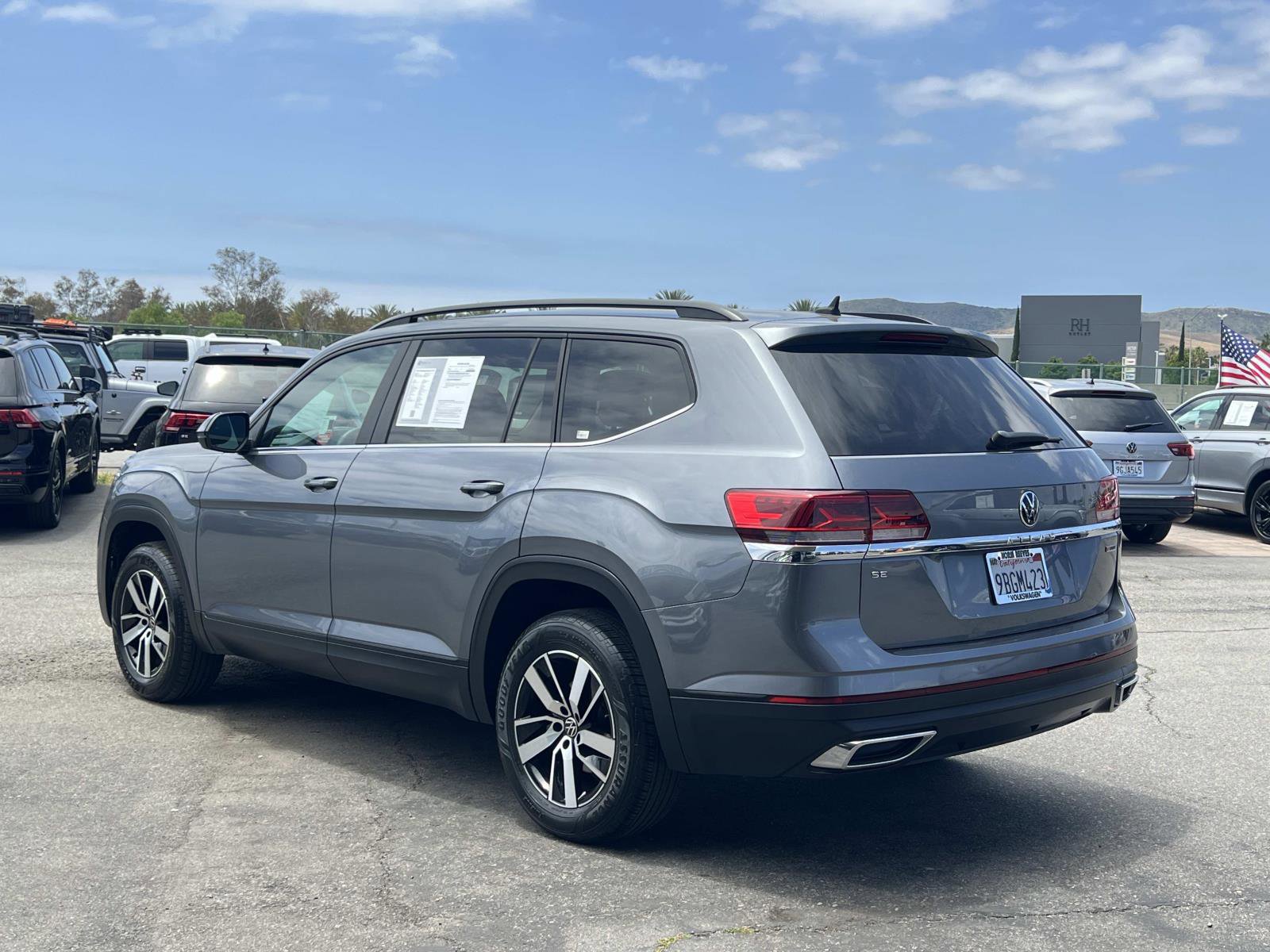 Certified 2022 Volkswagen Atlas SE AWD/4WD image 3
