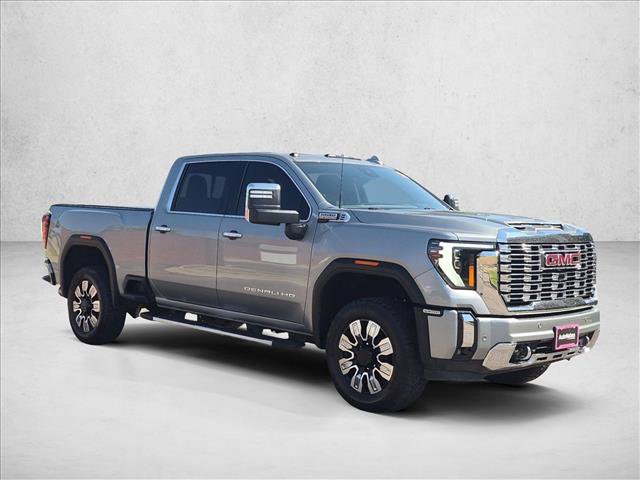 Used 2025 GMC Sierra 2500 Denali w/ Denali Reserve Package AWD/4WD video 3