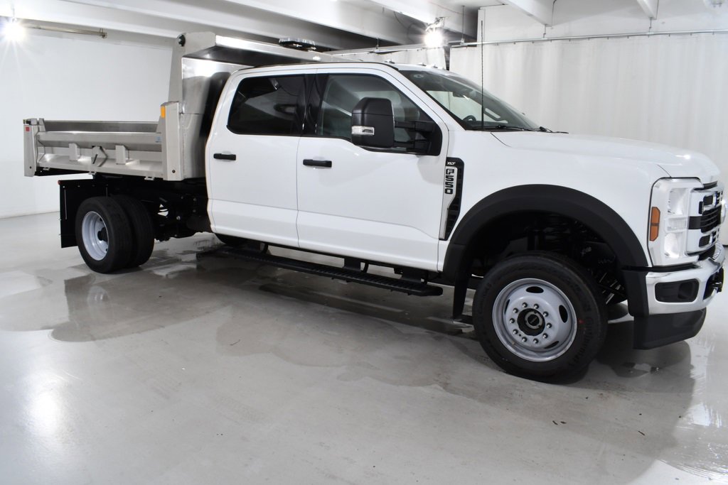 New 2025 Ford F550 4x4 Crew Cab Super Duty w/ XLT Value Package image 8