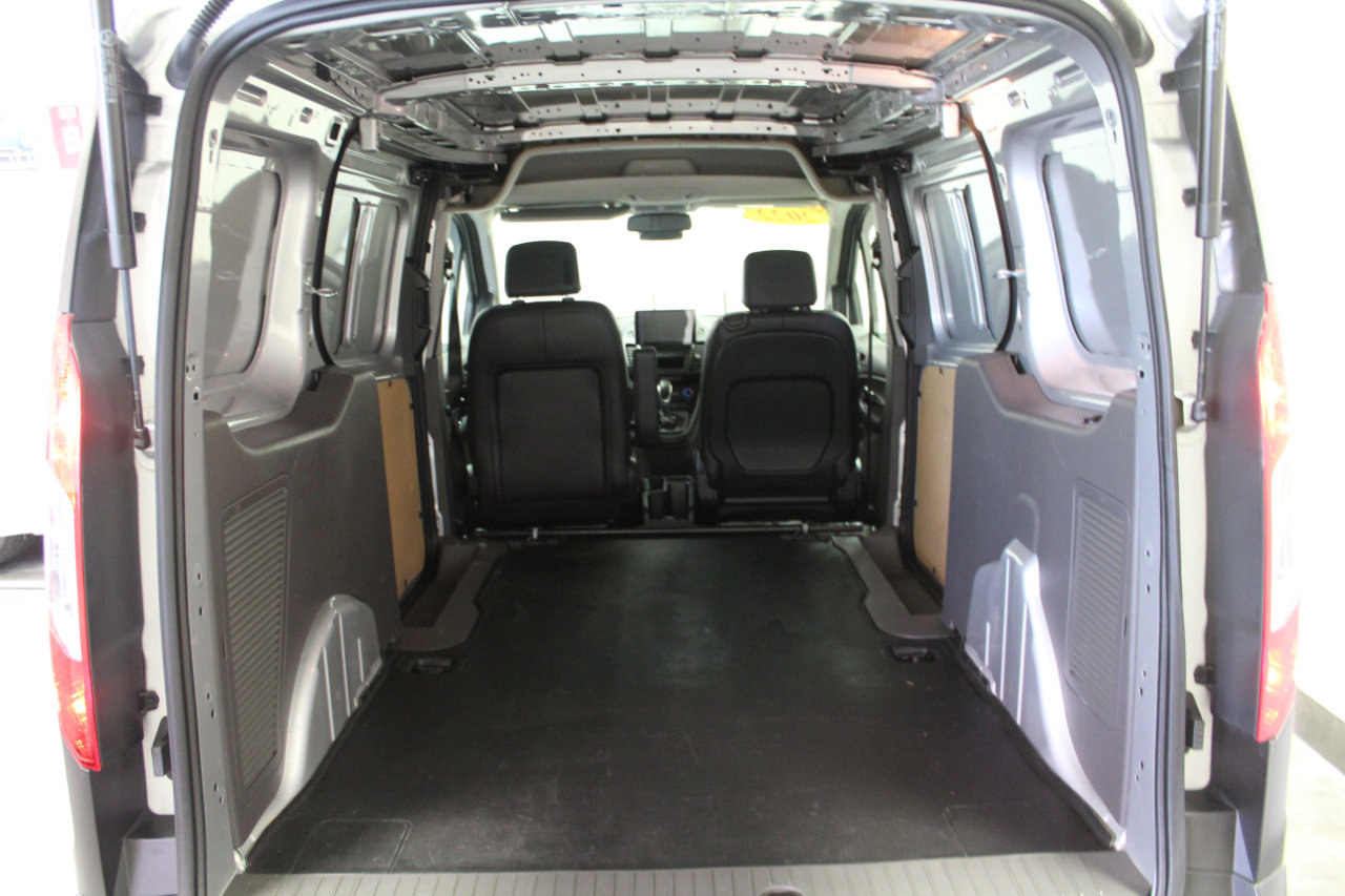 Used 2022 Ford Transit Connect XL w/ Trailer Tow Package image 25