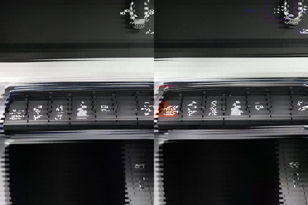 Used 2022 Audi Q3 2.0T Premium image 25