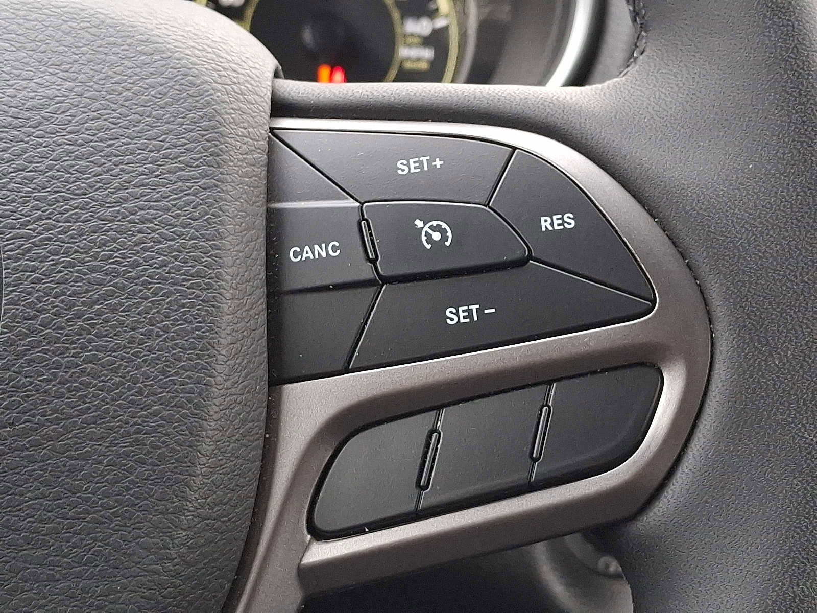 Used 2021 Jeep Cherokee Latitude Lux w/ Comfort/Convenience Group image 21