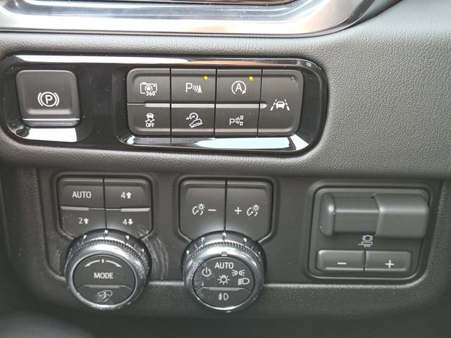 New 2026 GMC Yukon Denali w/ Denali Reserve Package image 14