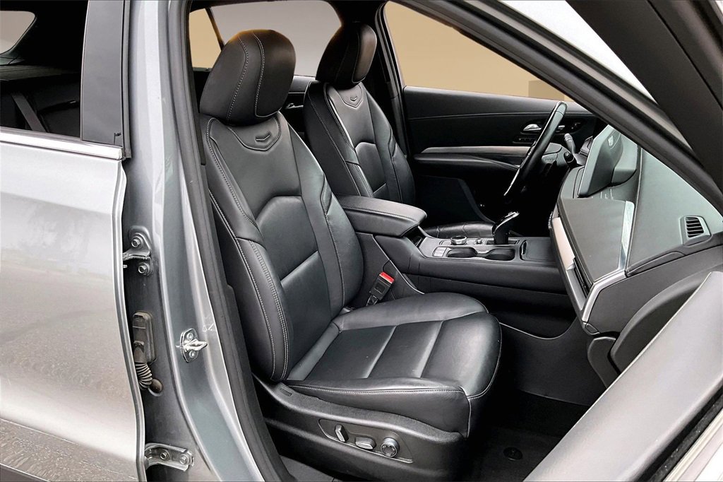 Certified 2024 Cadillac XT4 Premium Luxury image 7