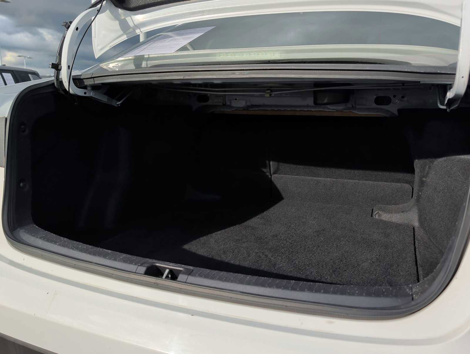 Used 2023 Toyota Corolla LE image 18