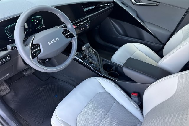 New 2026 Kia Niro EX w/ EX Premium Package FWD image 11