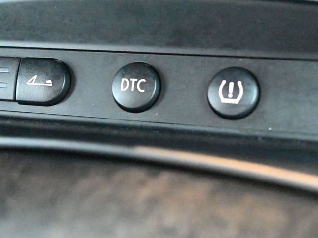 Used 2005 BMW Z4 2.5i image 6