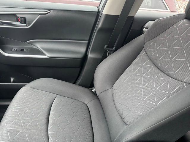 Certified 2023 Toyota RAV4 XLE image 21