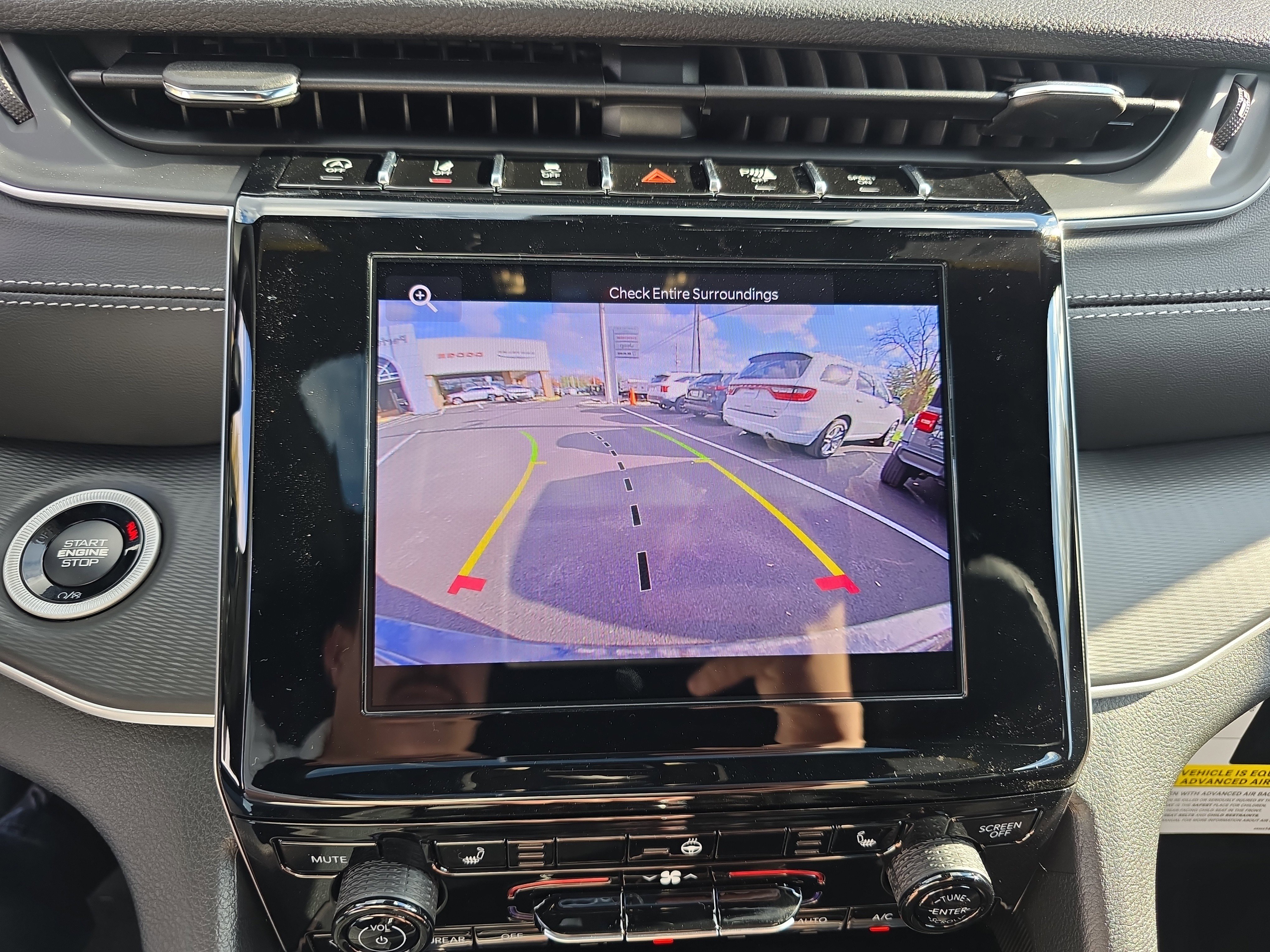 New 2025 Jeep Grand Cherokee Altitude image 6