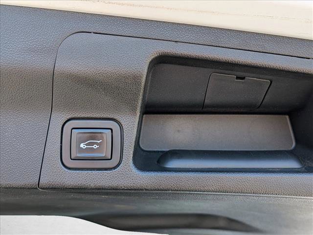 Used 2019 GMC Acadia SLE w/ LPO, Floor Liner Package FWD image 7