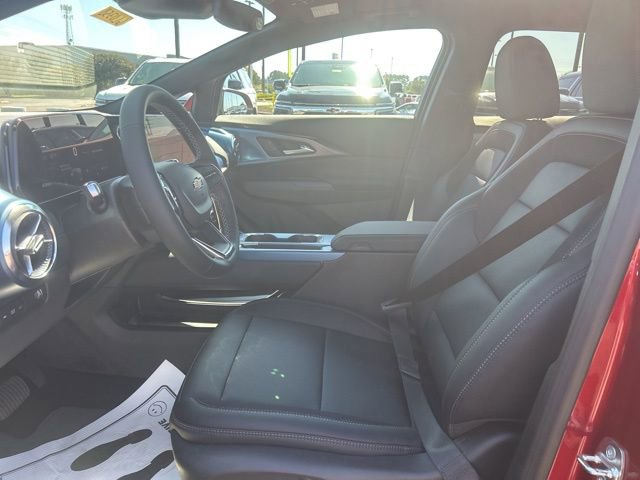 New 2026 Chevrolet Equinox EV LT image 15