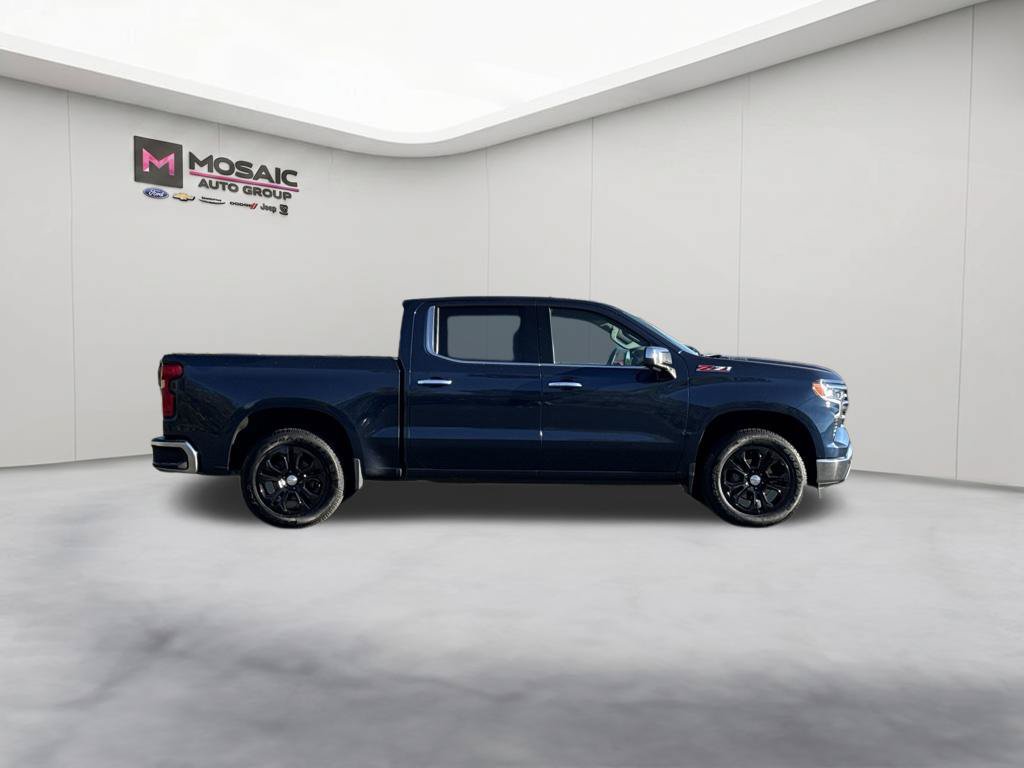 Used 2023 Chevrolet Silverado 1500 LTZ w/ LTZ Convenience Package II AWD/4WD image 8