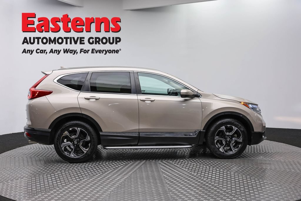 Used 2018 Honda CR-V Touring image 4