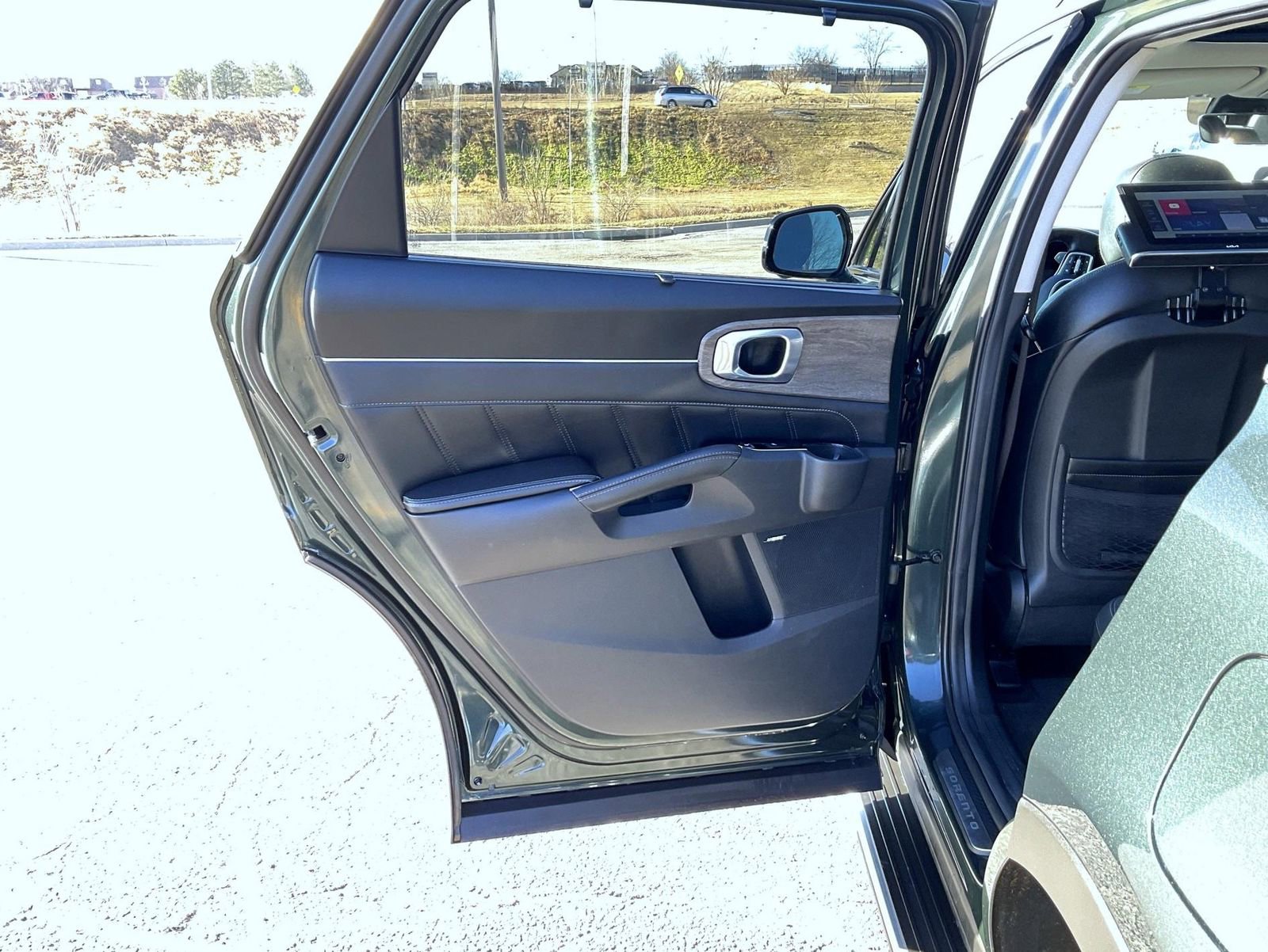 Used 2023 Kia Sorento SX Prestige image 22