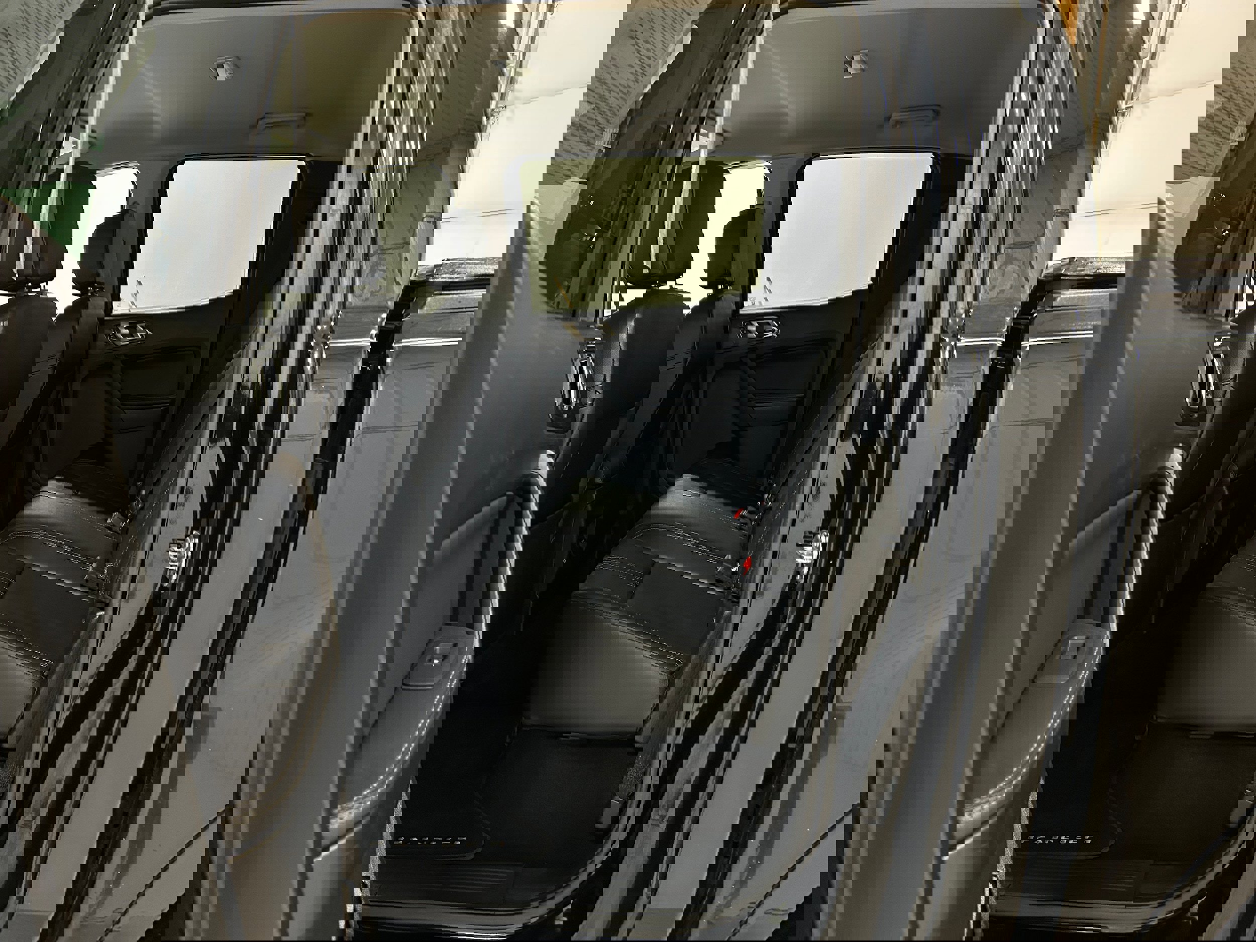 Used 2019 Ford Ranger Lariat w/ Black Appearance Package image 28